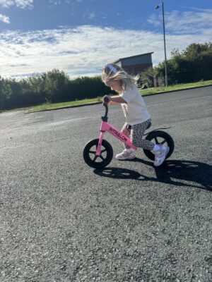 INTRALON Balance Bike testing and riding review feedback boy and girl gallery750fec1c b896 40ba ae91 ee12aa6f83a2 INTRALON