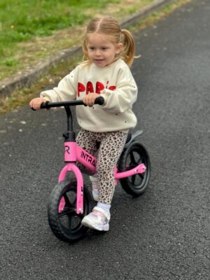 INTRALON Balance Bike testing and riding review feedback boy and girl gallery75e52760 9dd4 48bc 9db3 55e23bd1e1b7 INTRALON