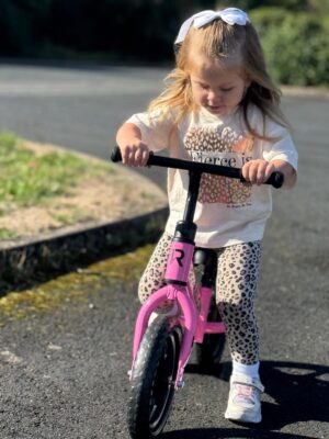 INTRALON Balance Bike testing and riding review feedback boy and girl gallery7e99703a 44ec 43ac 96fb c532fb82f943 INTRALON