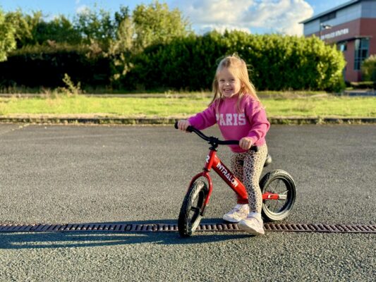 INTRALON Balance Bike testing and riding review feedback boy and girl gallery9f46b772 07e5 4eff 80d8 18fd539cacd7 INTRALON