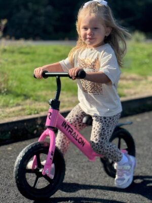 INTRALON Balance Bike testing and riding review feedback boy and girl gallerya74cec2f 59b6 4006 a463 8979e5352982 INTRALON