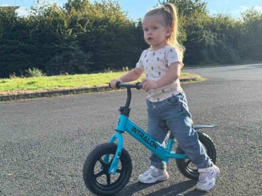 INTRALON Balance Bike testing and riding review feedback boy and girl galleryac31b76a 7f7b 4f1d b038 65c90041c543 INTRALON
