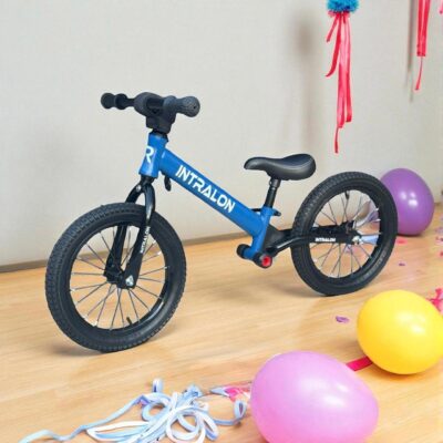 INTRALON Balance Bike testing and riding review feedback boy and girl galleryc5db0825 3e20 493f 9952 df72c8ab4f0d INTRALON